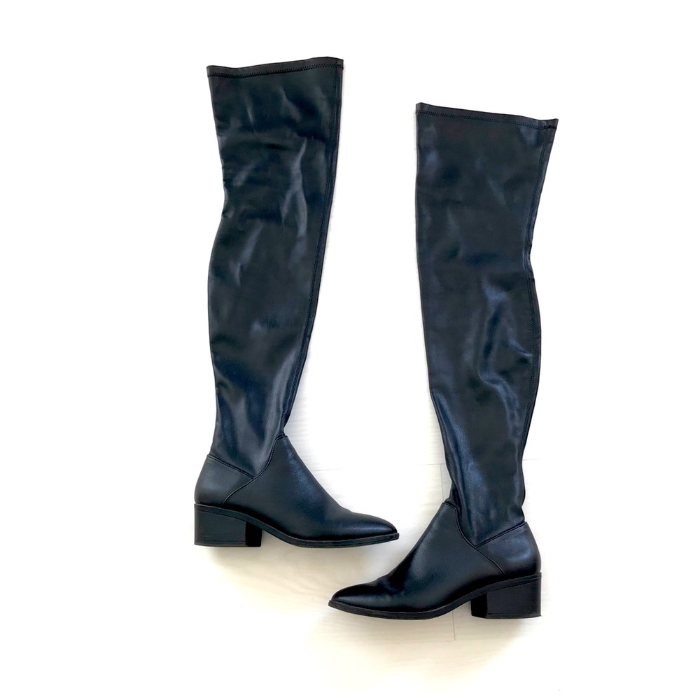 Forever 21 over the knee boots size 8 colour Black